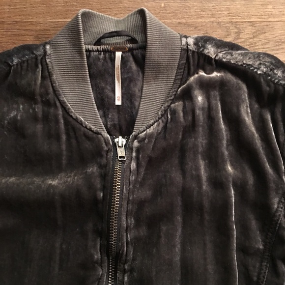 Free people velvet bomber - Picture 5 of 7